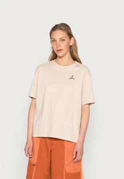 Jordan ESSEN TEE CORE - Camiseta Básica - Sanddrift , Mujer