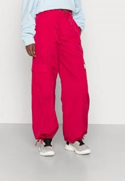 Jordan ESSEN UTILITY PANT - Pantalones Cargo - Mystic Hibiscus , Mujer