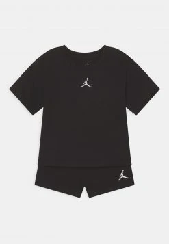 Jordan ESSENTIALS SET - Camiseta Básica - Black , Niños