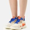 Jordan DELTA 2 - Zapatillas - Coconut Milk/hyper Royal/orange , Mujer