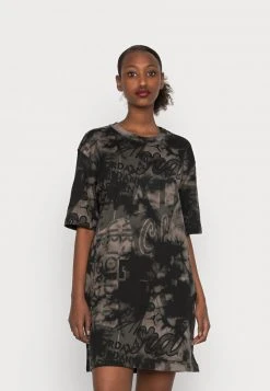 Jordan HERITAGE DRESS - Vestido Ligero - Olive Grey/black , Mujer