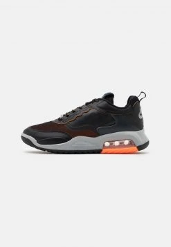 Jordan MAX 200 - Zapatillas - Black/reflective Silver/light Smoke Grey/dark Smoke Grey/total Orange, Hombre