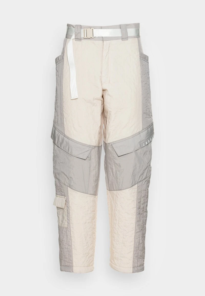 Jordan COZY GIRL UTILITY PANT - Pantalones Cargo - Oatmeal/college Grey/college Grey/summit White , Mujer - Imagen 4