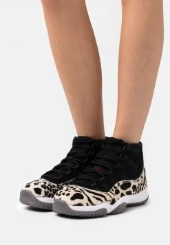 Jordan AIR 11 RETRO - Zapatillas Altas - Black/red/sail/white , Mujer