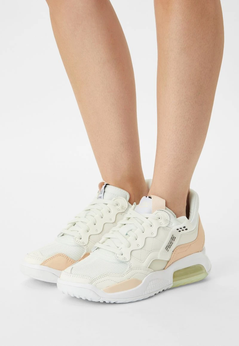 Jordan MA2 - Zapatillas - Sail/black/lime Ice/white, Mujer